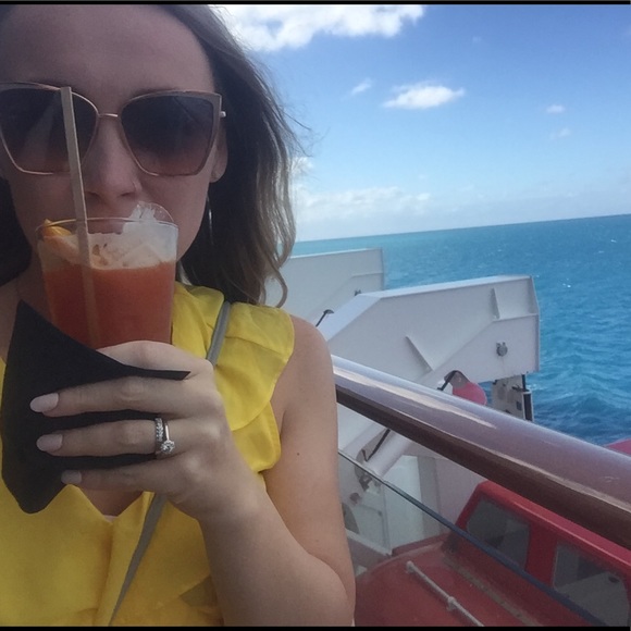 Meet the Posher - Picture 4 of 4